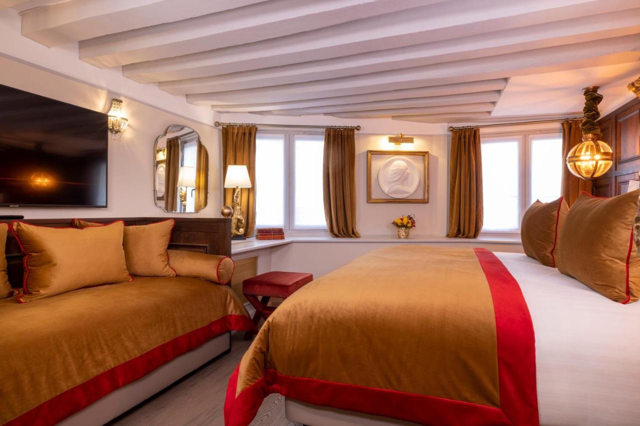 Maison Cardinal Furstemberg * Paris